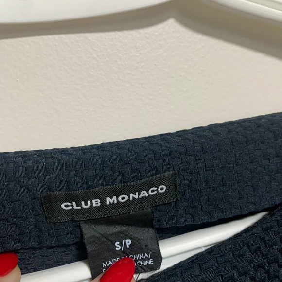 CLUB MONACO Navy 3/4 Sleeve Slit Back Top - Picture 3 of 8